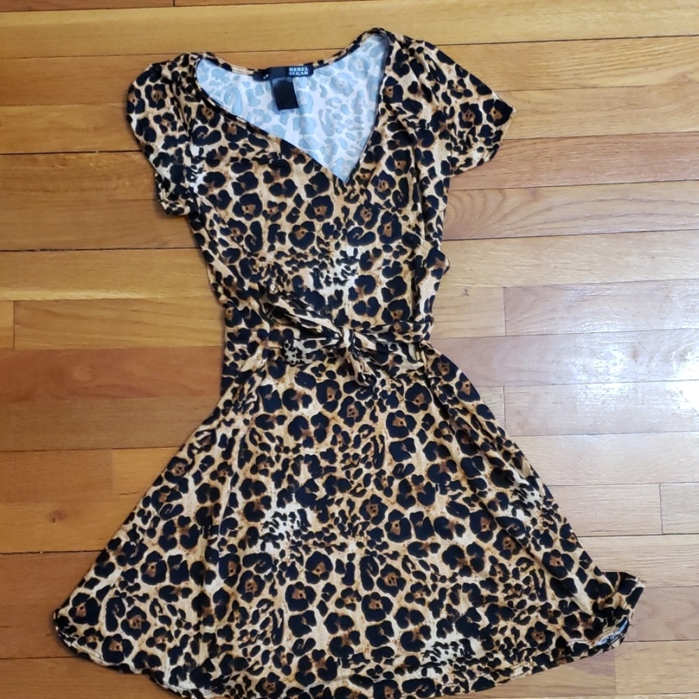 Leopard Pattern Dress - Picture 2 of 4